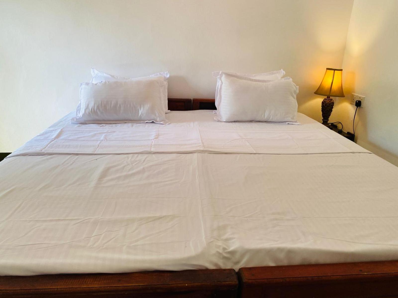 Aaliya Bay Hotel Arugam Bay Luaran gambar