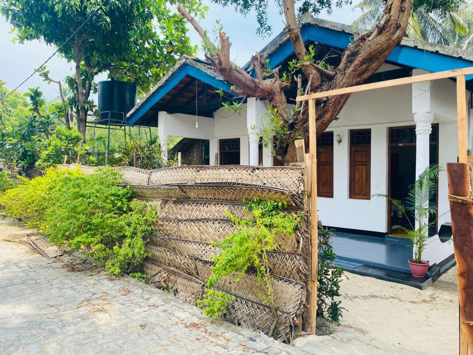 Aaliya Bay Hotel Arugam Bay Luaran gambar