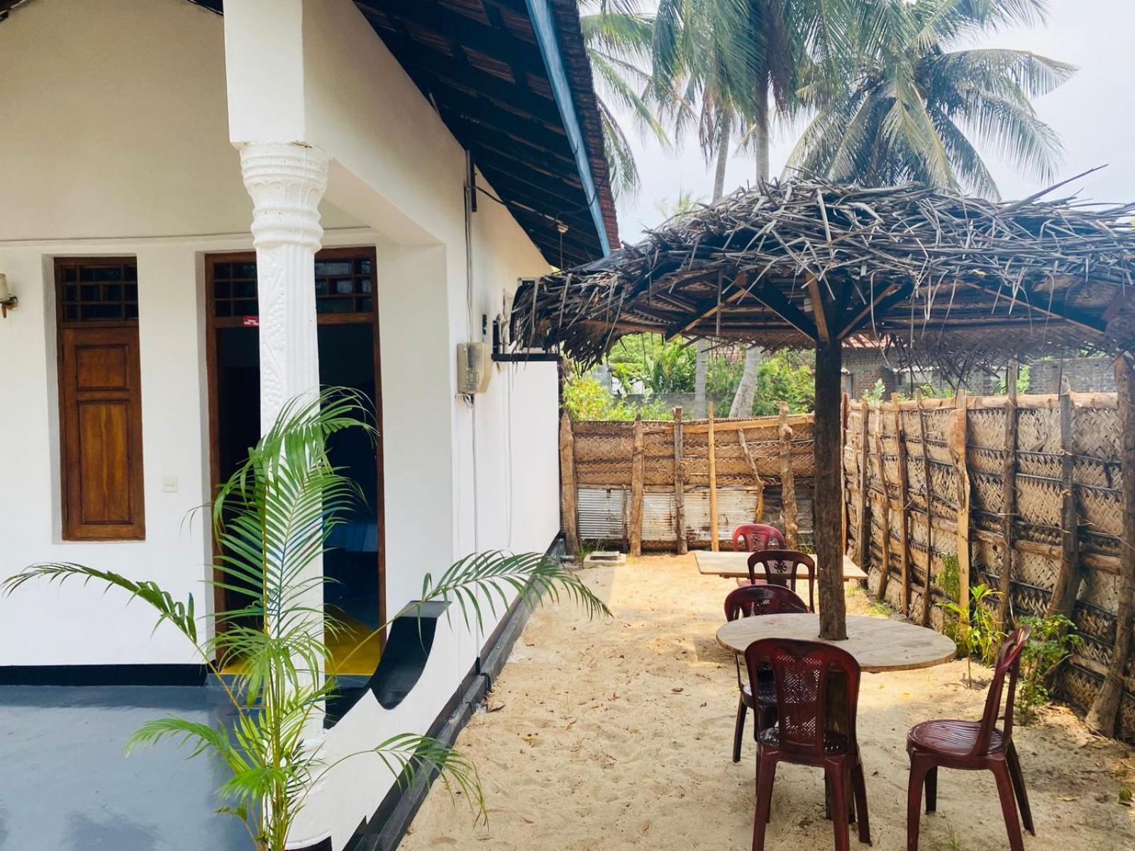 Aaliya Bay Hotel Arugam Bay Luaran gambar